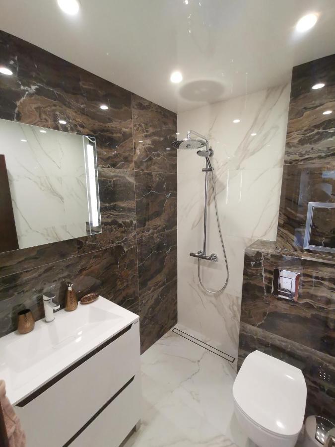 City Center Lux Apartment Варна Экстерьер фото